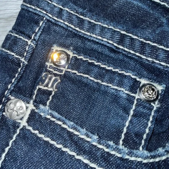 NWT Miss me Women’s Mid-rise Dk blue Boot Cut Slim Fit Jeans 30x32 $114 - Picture 7 of 15